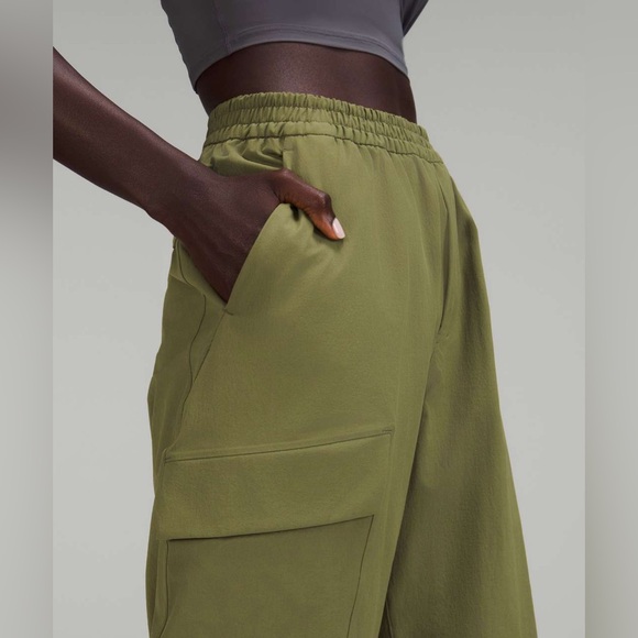 Lululemon lab High-Rise Cuffed Trouser 26" in Bronze Green Size 8 - Picture 5 of 8